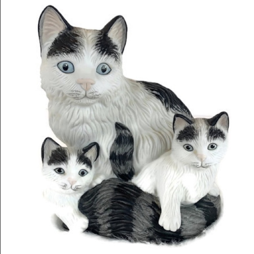 Vtg Homco Black‎ and White Mama Cat with Kittens Figurine Statue Home Int…